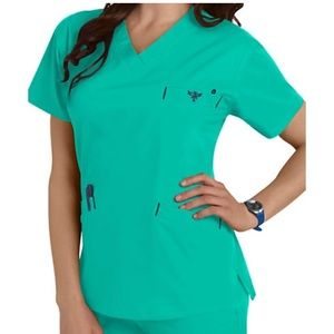 Med Couture scrub set